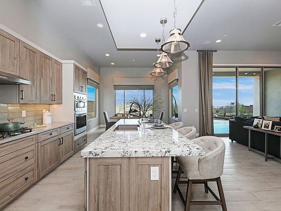 Dove Mountain community