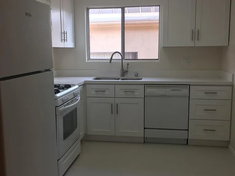 1730 Camden Ave #206 — Photo 2