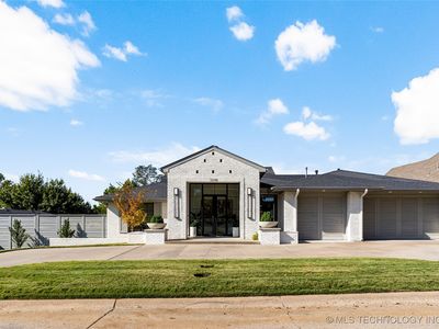 3248 S Zunis Pl, Tulsa, OK, 74105