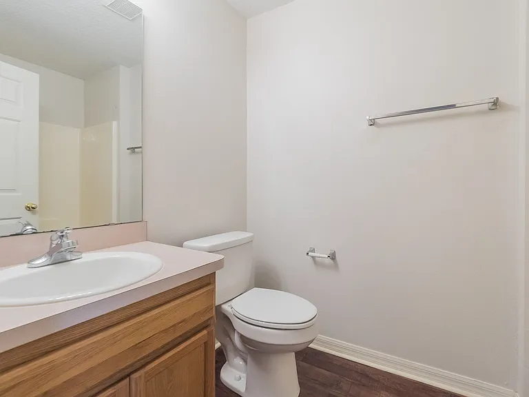 500 Paulling Dr #1 — Photo 9