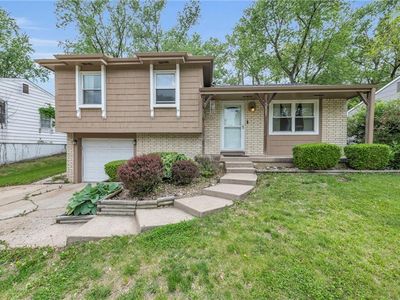 5820 N Oakley Ave, Kansas City, MO, 64119