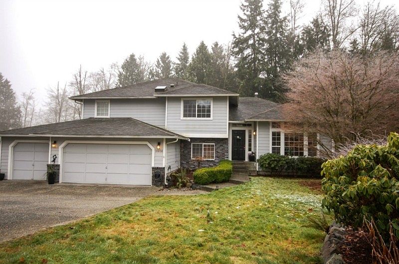 1st image of 10808 27th St SE