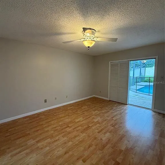 3727 Dunwich Ave — Photo 24