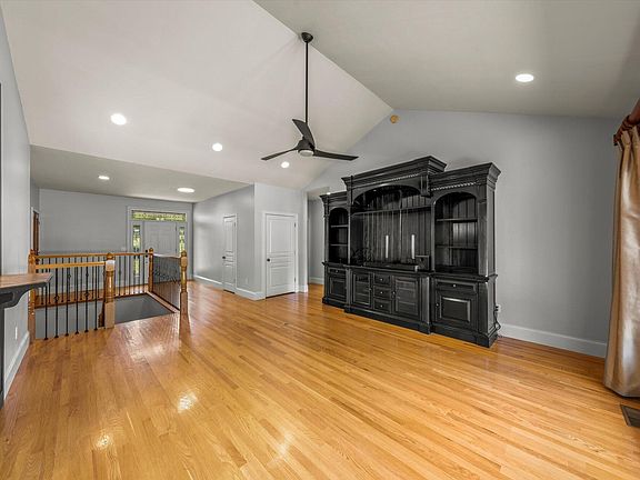 4th image of 2130 Allenridge Dr