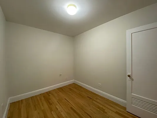 Rented by Oxford Property Group | media 7