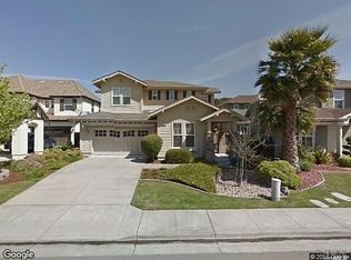 88 Oak Grove Dr, Novato, CA 94949