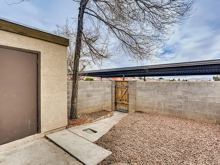 6227 W Washington Ave — Photo 27