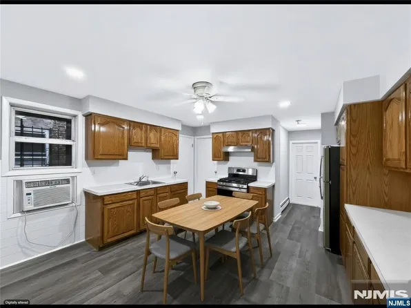 155 Lafayette St, Newark, NJ