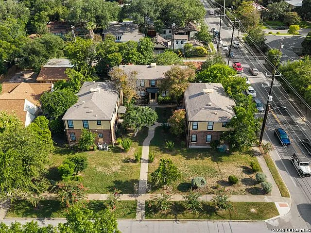 204 E Rosewood Ave #1 — Photo 47