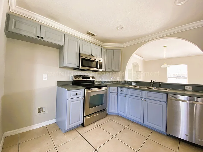 311 Baccarat Ct — Photo 8