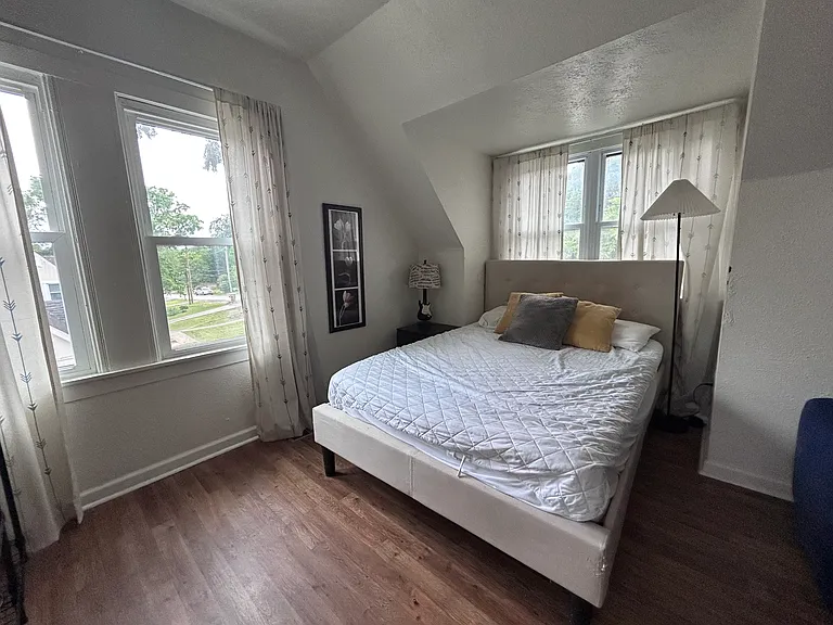 1012 Carolyn Ave #4 — Photo 7