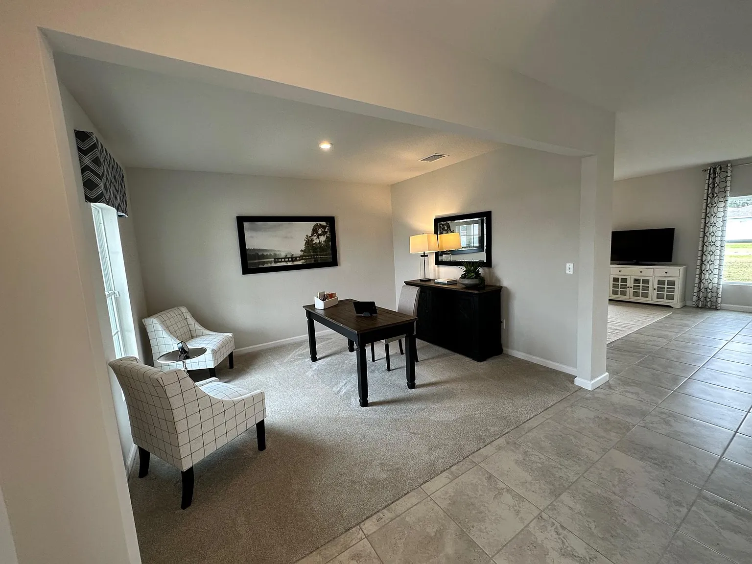 4 bed, 2.5 bath, 2240 sqft, $2,250 — Photo 4