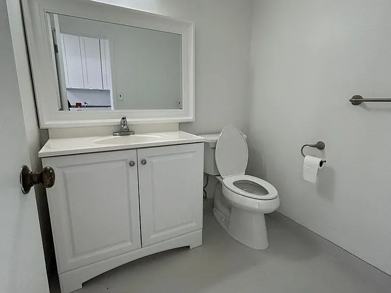 1710 Makiki St #706 — Photo 7