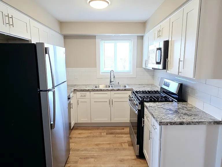 9700 S Karlov Ave #3W — Photo 1