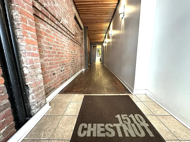 1510 Chestnut St #803 — Photo 27
