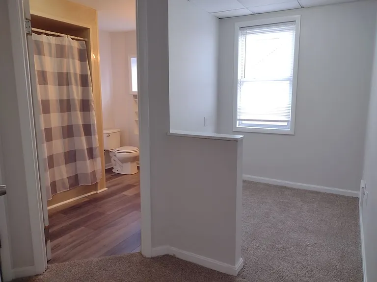 4403 Davison St — Photo 21