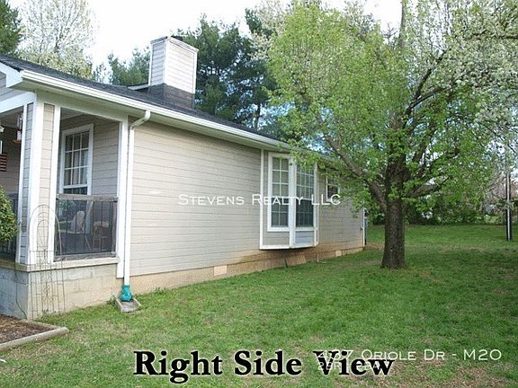 2nd image of 437 Oriole Dr APT M20