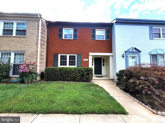 3rd image of 4552 King Edward Ct