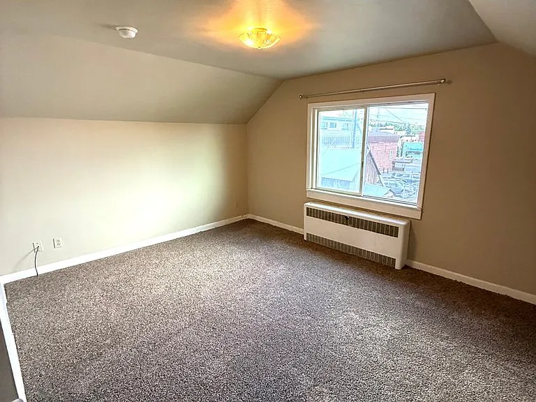 710 N Jackson St #1/2 — Photo 7