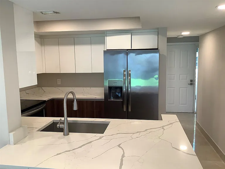 65 Deer Creek Rd #H102 — Photo 7