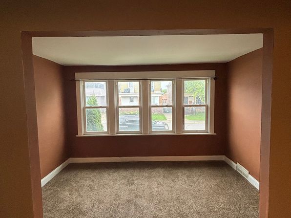 284 Hartwell Rd #1