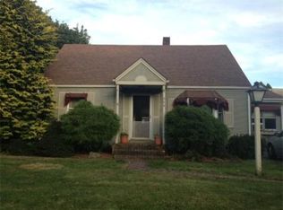 564 Brayton Point Rd, Somerset, MA 02725