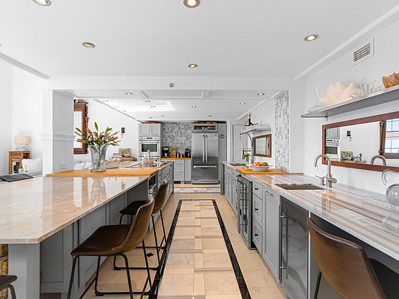 5th image of 101 N Clematis St #Penthouse