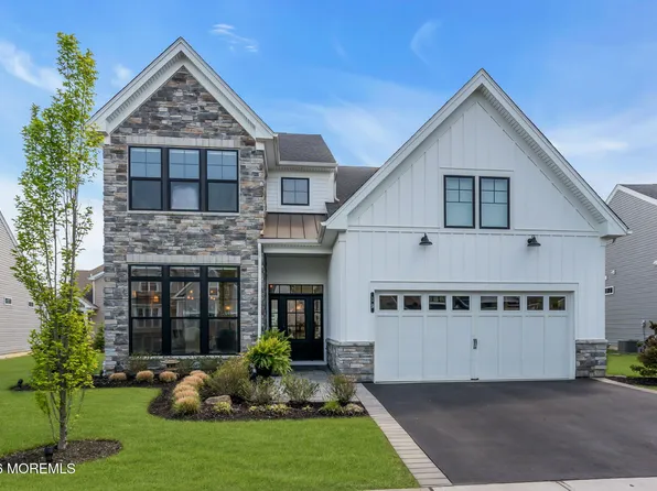 19 Wood Spring Road, Farmingdale, NJ 07727
