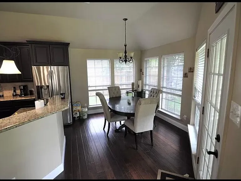 10229 Andora Dr — Photo 12