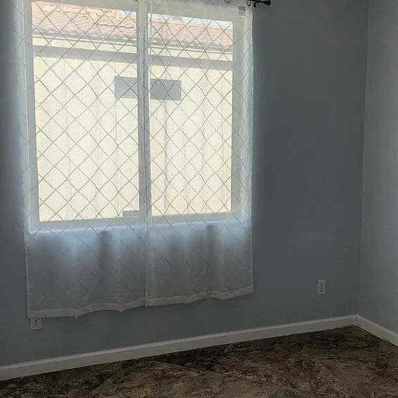 5554 W Carriage Dr — Photo 25