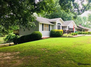 1809 Stout Dr, Springdale, AR 72762