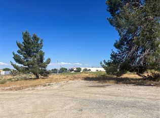 9641 Malpaso Rd, Phelan, CA 92371