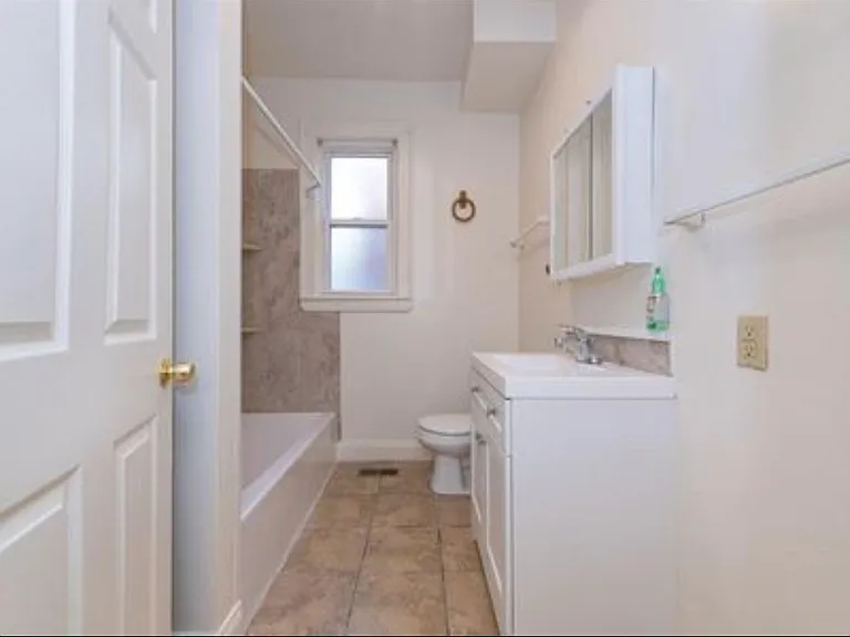 739 E Mitchell Ave — Photo 5
