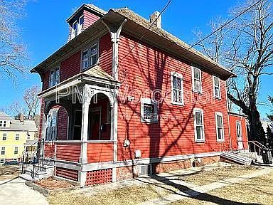 2nd image of 28 Wayne St