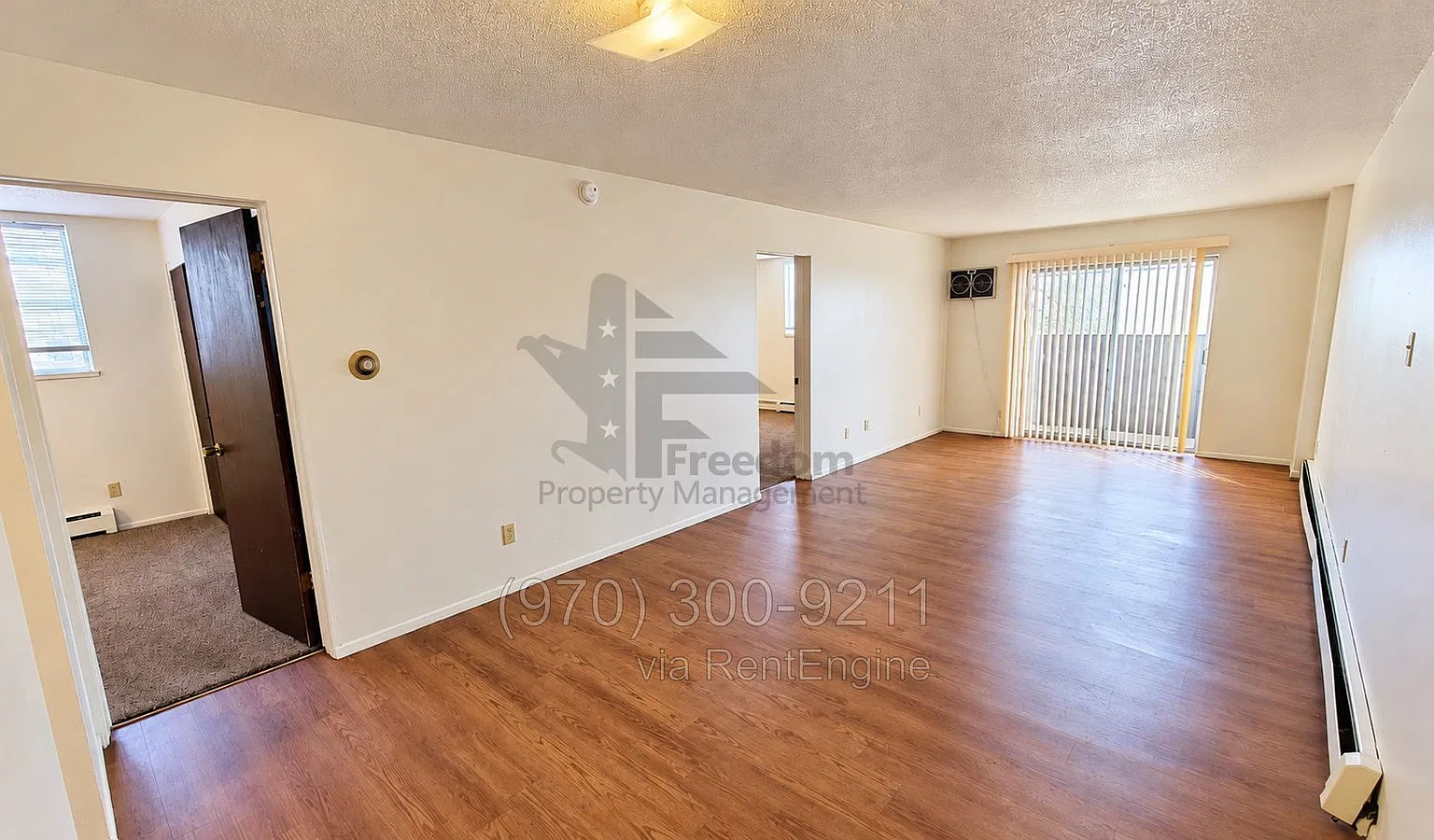 Chateau Apartments — Photo 4
