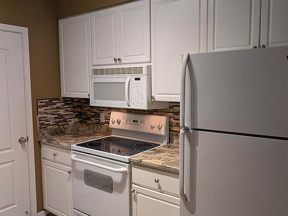 5th image of 1701 E Colter St Unit 368