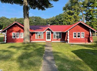 464 N Huron Rd, Au Gres, MI 48703