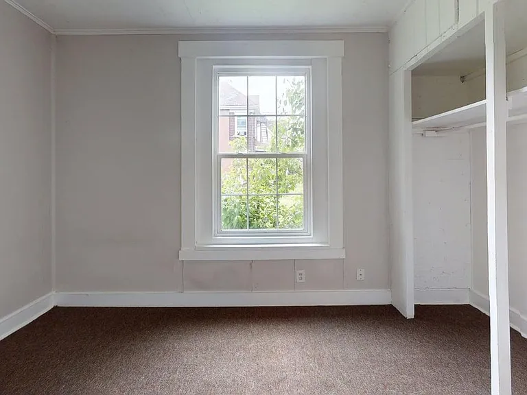 808 7th St NW — Photo 5