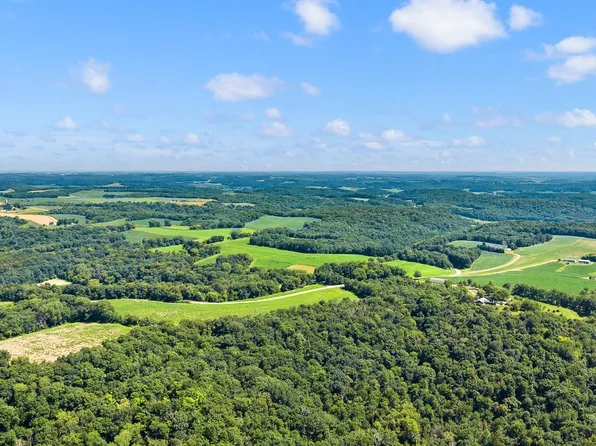 Dunlap Hollow Rd, Mazomanie, WI 53560