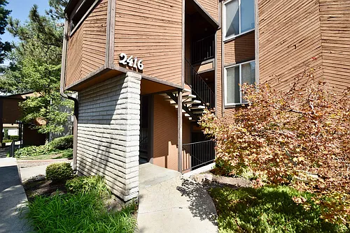 2416 S Elizabeth St #5 Photo 1