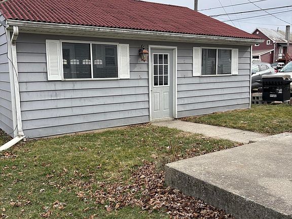 3rd image of 429 Summit St