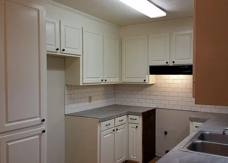 824 Madison Ave — Photo 7