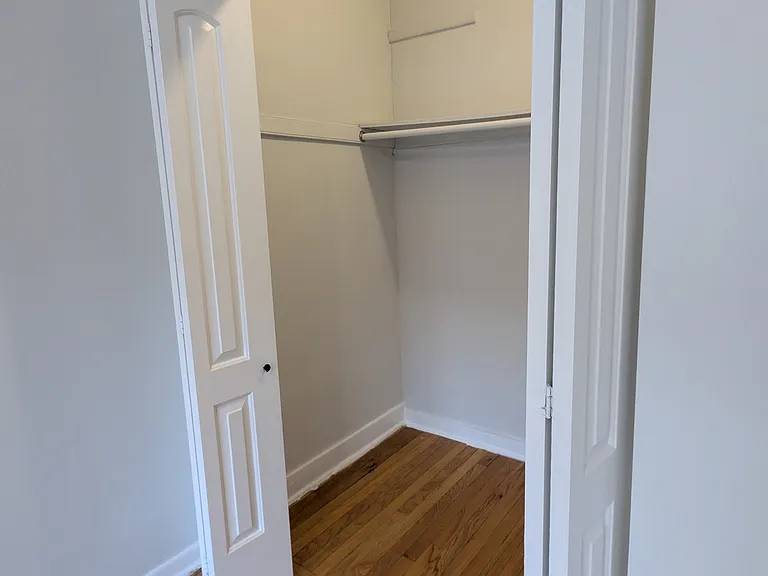 5453 S Everett Ave #3B — Photo 7