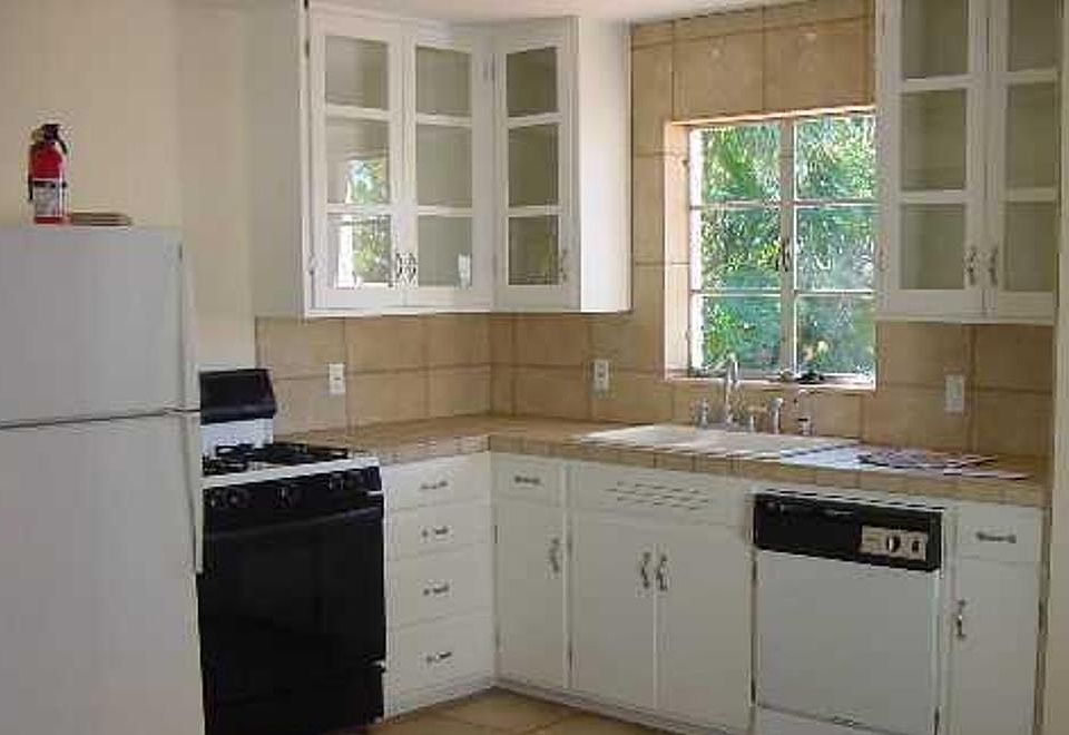 2nd image of 1215 N Ocean Breeze