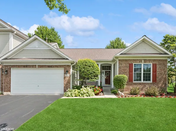 361 Nelson Dr, Geneva, IL 60134