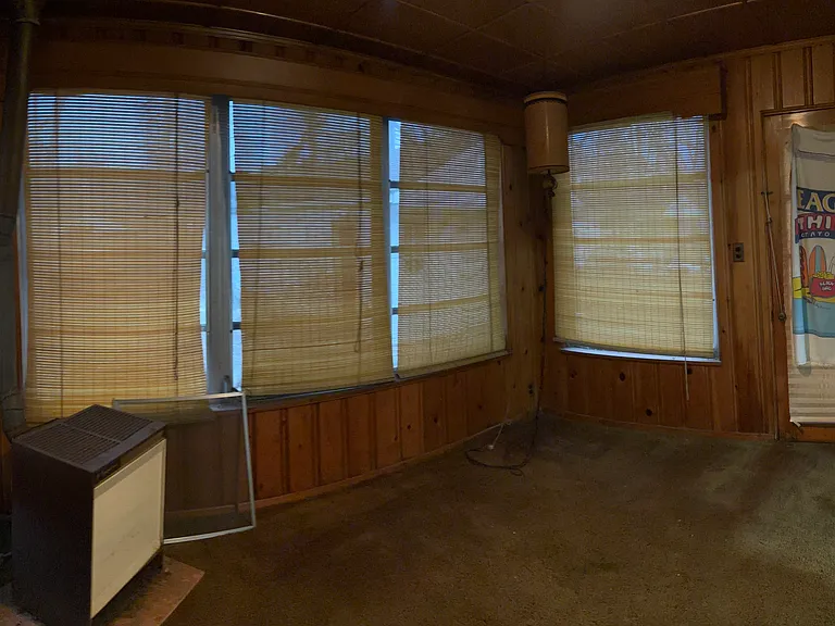 20211 Biltmore St — Photo 26
