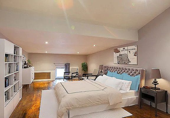 5th image of 416 W 23rd St APT 6B