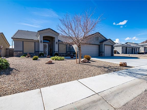2nd image of 1154 Pronghorn Avenue