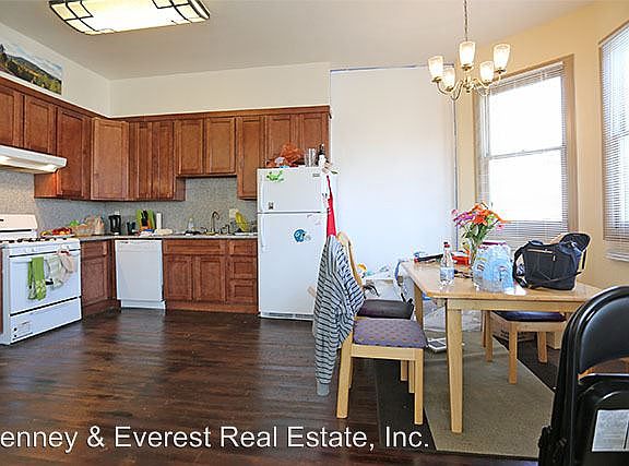 2nd image of 344 Brazil Ave