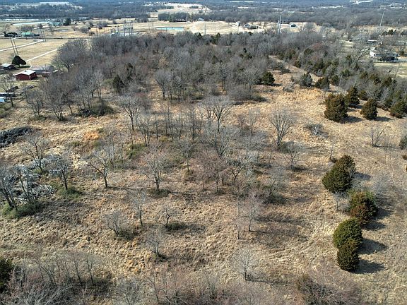 5th image of Lone Star Rd